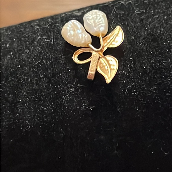 14k Yellow Gold/pearl pendant - Picture 2 of 2